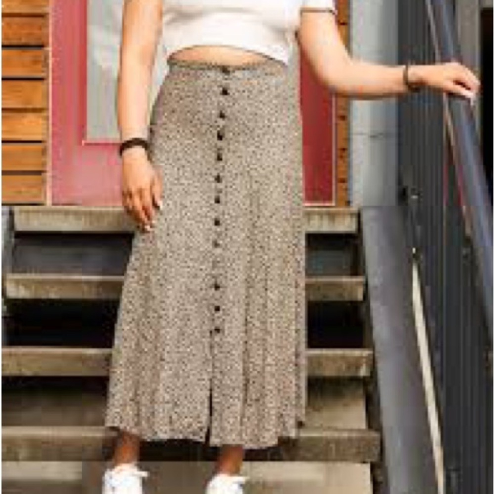 Susan Lawrence Patterned Button-Front Maxi Skirt
